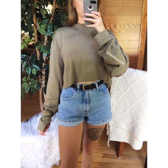 Vintage Tops - 🌿 Vintage Olive Stripe Boyfriend Crop Long Sleeve